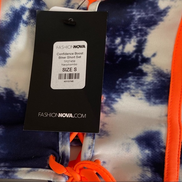 Fashion Nova Confidence Boost Blue Tie Dye Biker Shorts Set with Orange Tassels - Picture 6 of 12
